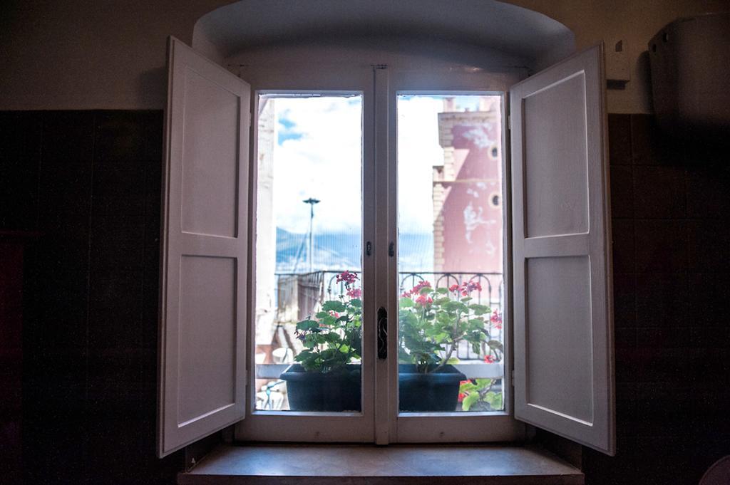 Almayer La Locanda Gaeta Szoba fotó