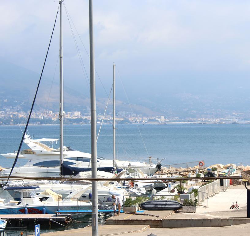 Almayer La Locanda Gaeta Kültér fotó