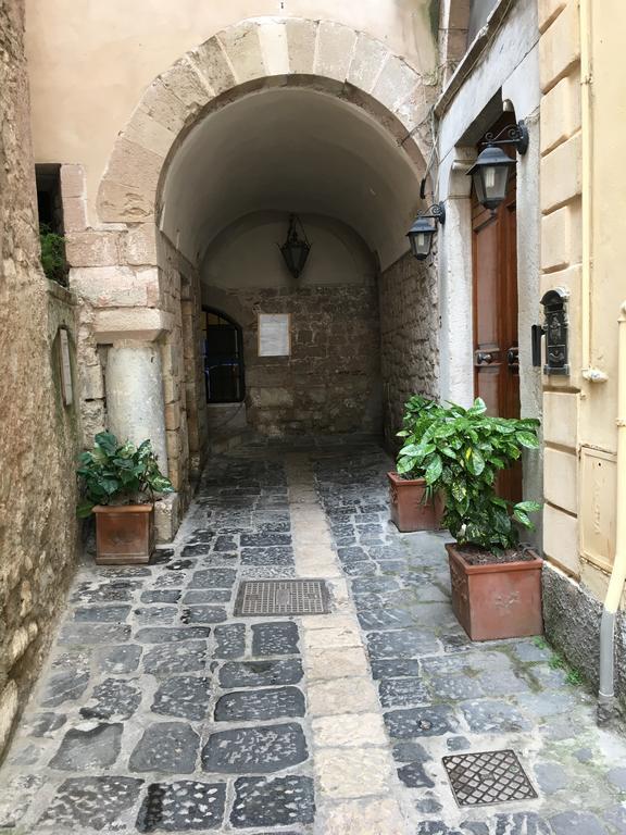 Almayer La Locanda Gaeta Kültér fotó